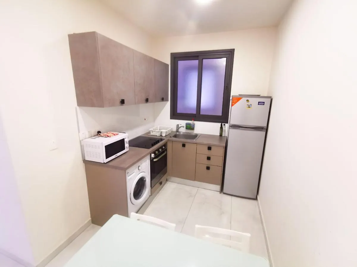 The White Pearl Apartment Larnaca Cypr